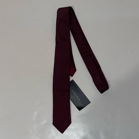 Zara Man Burgundy Tie - Picture 1 of 7